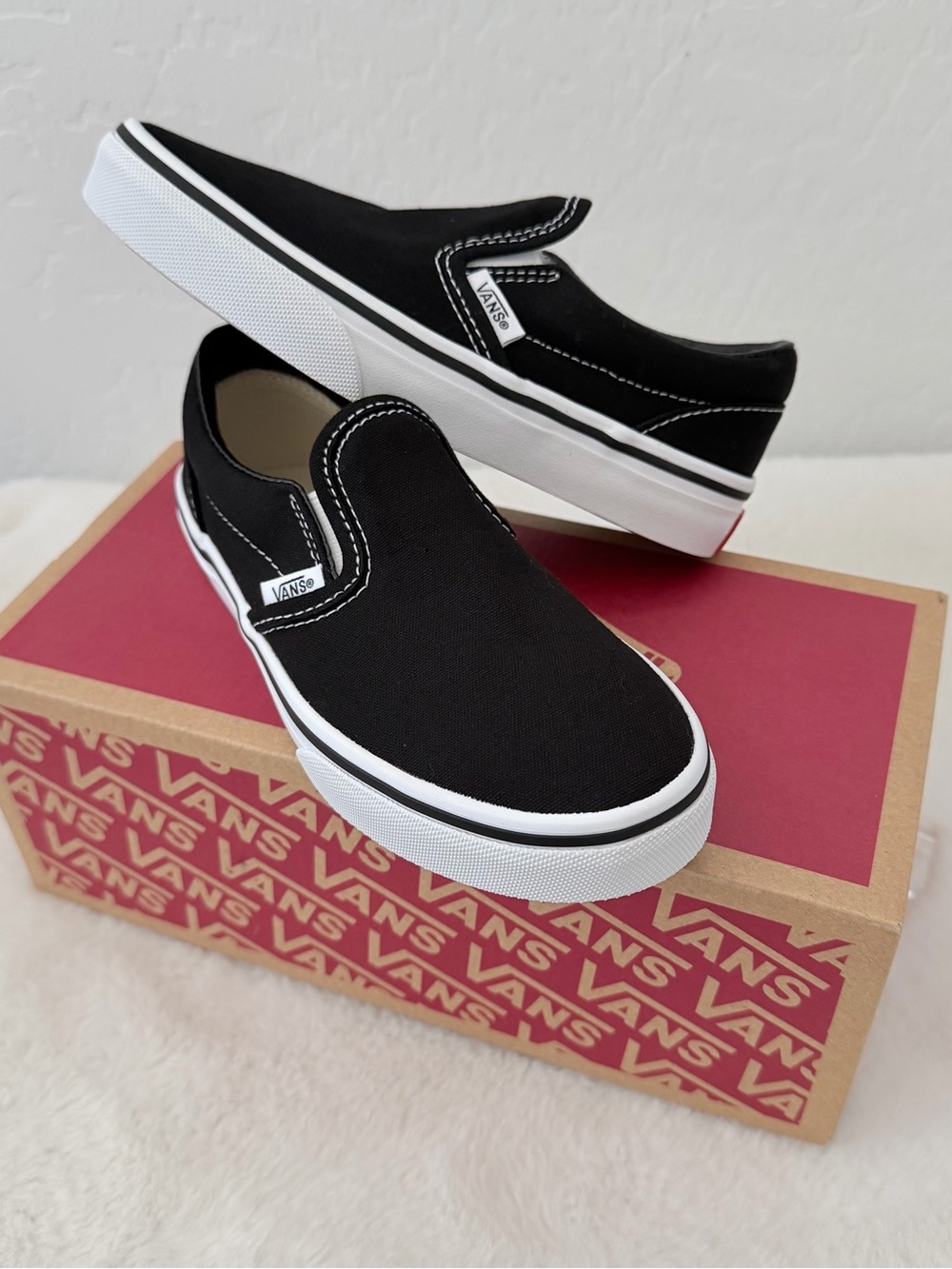 Vans Kids Black & White Classic Slip-On Sneakers - Picture 4 of 7